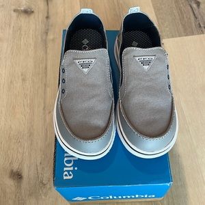 NWOT Columbia Kids' Bahama PFG Boat Shoes size 1 Grey/Navy